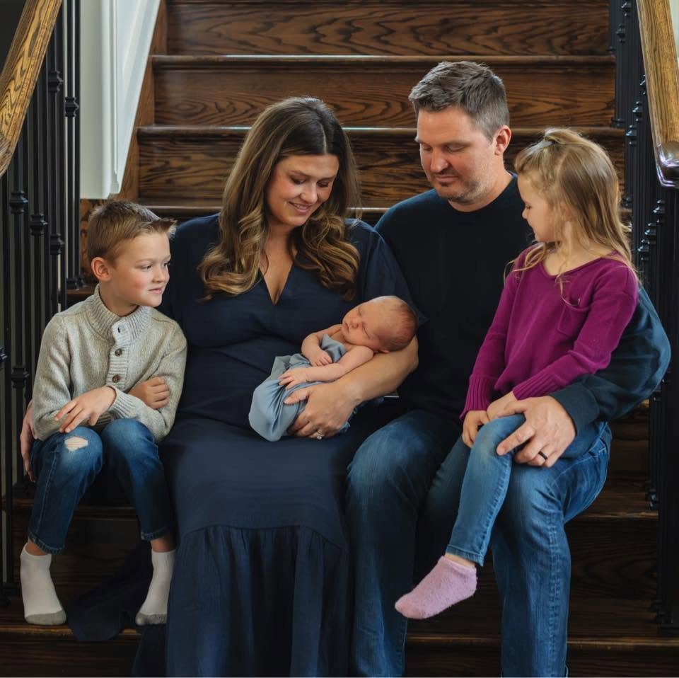 Corie Walsh, Frankfort, IL, Tragedy: Michael Walsh Mourns After Wife Injured, 2-Year-Old Died in Attempted Murder-Suicide